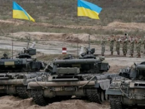 Украина за год увеличила военные расходы на 10%