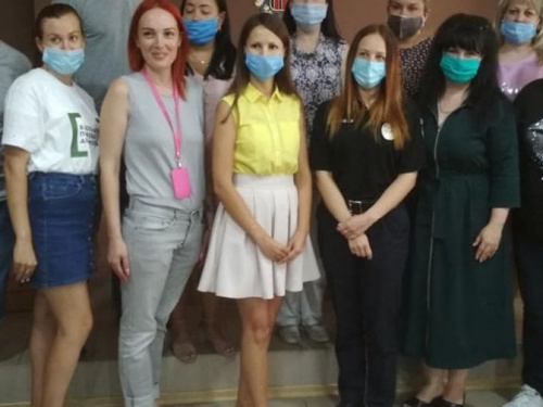 В Авдеевке благотворительный фонд "Славянское сердце" рассказал о домашнем насилии