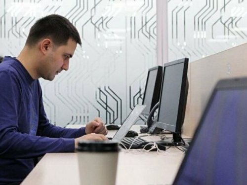 Названы самые оплачиваемые в Украине профессии
