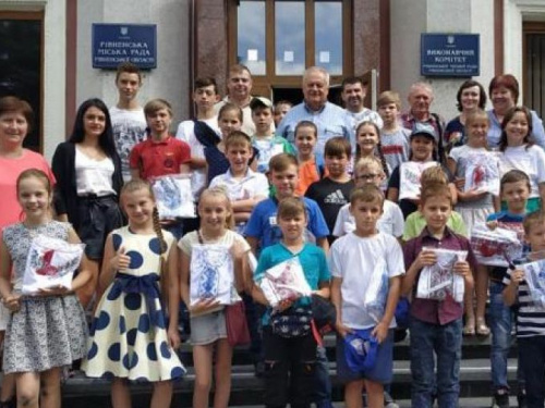 Дети из Авдеевки отдыхают в Ровно