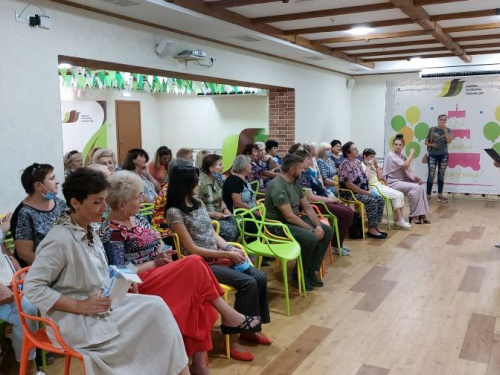 В Авдеевке презентовали социальный проект «Активное и безопасное долголетие»