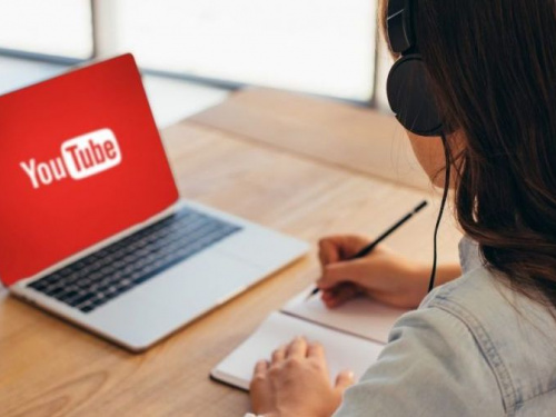 Авдіївські школярі можуть скористатися онлайн-платформою «Навчання» від YouTube