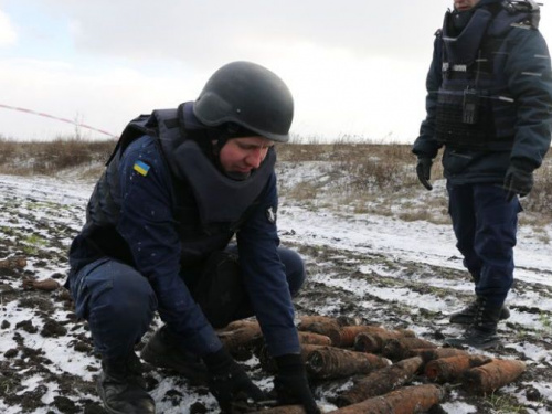 Более 60 взрывных опасностей уничтожили в Донецкой области
