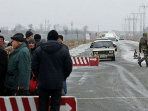Более 20 человек не смогли пересечь линию соприкосновения на Донбассе