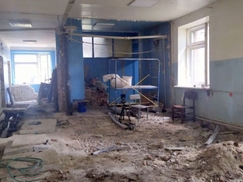 В Авдеевке обновляют лабораторию городской больницы