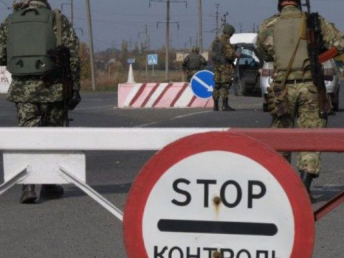 Блокпосты на Донбассе: в ОС сообщили о задержаниях
