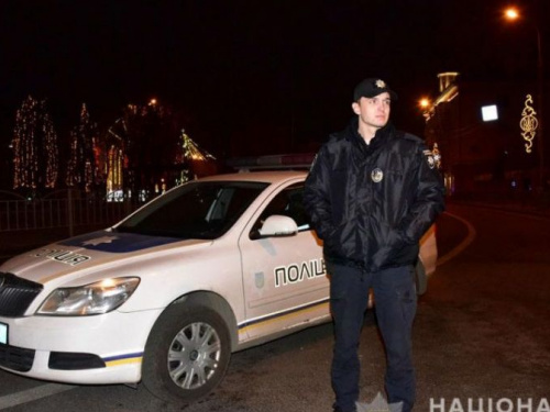 Новый год в Донецкой области пройдет под присмотром сотен полицейских