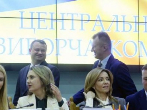 ЦИК зарегистрировала пять инициативных групп для всеукраинского референдума