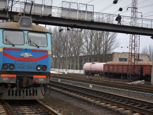 Укрзализныця назначила дополнительные поезда на Троицу. В том числе - с Донбасса