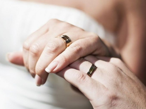 В Украине в июле заключили рекордное количество браков