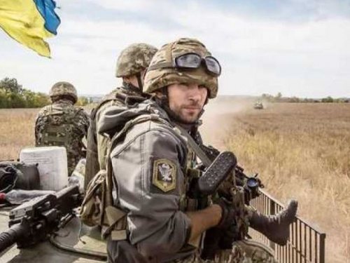 Боевики на Донбассе 8 раз нарушили режим тишины, ранен военный