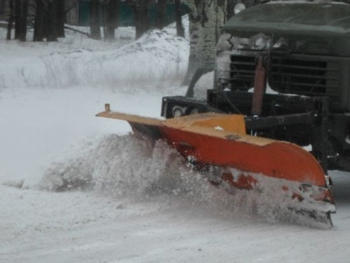 В Донецкой области ограничений в движении транспорта нет, но дороги покрыты льдом