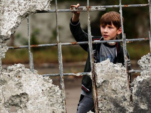 Статус ребенка, пострадавшего от военных действий на Донбассе, не обеспечен  ни финансово, ни льготами