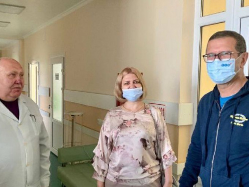 Муса Магомедов оценил темп ремонтных работ в Авдеевской больнице