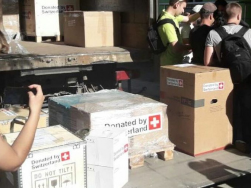 Швейцария доставит на Донбасс химреагенты для очистки воды  и медицинское оборудование