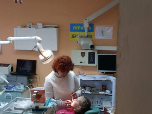 Дети из Авдеевки побывали на приеме у стоматологов-волонтеров (ФОТО)