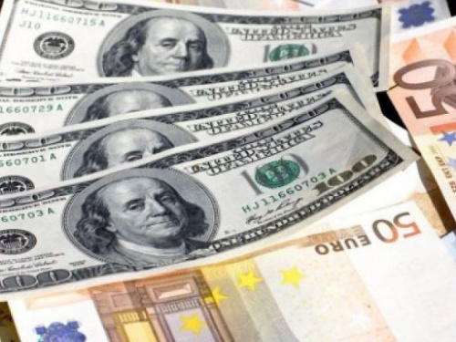 Время покупать: курс доллара в Украине опустился до рекордной отметки