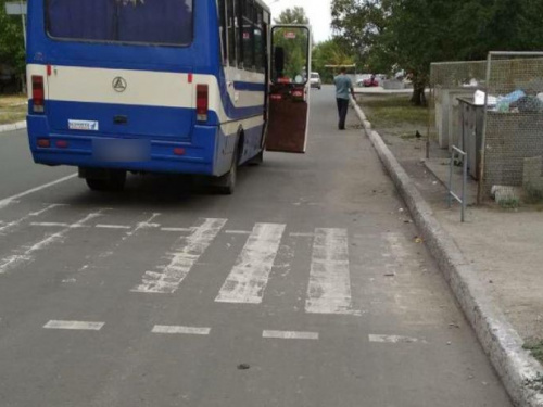 В Авдеевке женщина выпала из автобуса. Случай расследует полиция