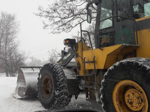 Донетчина: армия спецтехники и живой силы брошена на борьбу со стихией