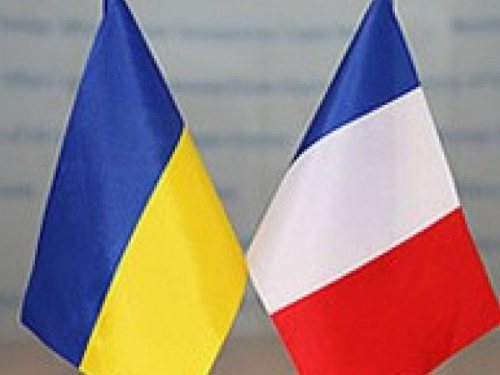 Благотворители из Франции  передали медицинский гуманитарный груз для госпиталей на Донбассе