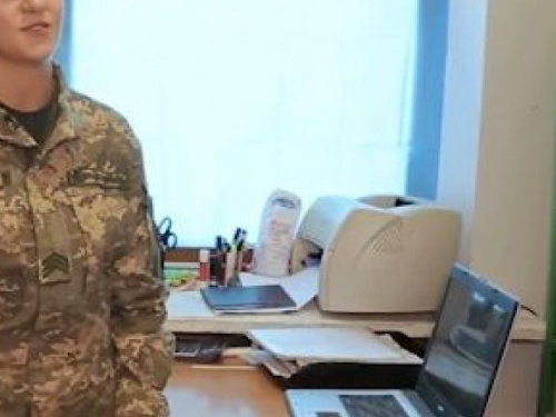 Военный медик «Катюша» спасала десантников в районе авдеевской промзоны (ВИДЕО)