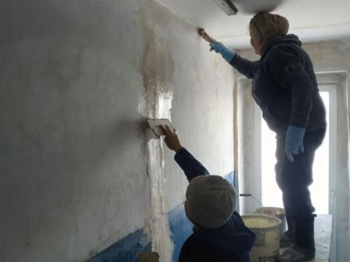 В Авдеевке приступили к ремонту девятиэтажки по улице Коммунальной