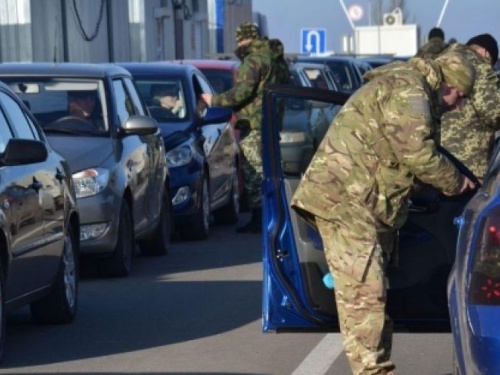 Донбасская линия разграничения: утром 14 мая больше всего авто стояло у КПВВ «Новотроицкое»