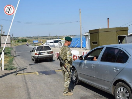 Ситуация в контрольных пунктах въезда-выезда в районе проведения операции Объединенных сил утром, 25 сентября