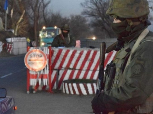 В Донецкой области нацгвардейцы вынуждены были применить оружие на блокпосту