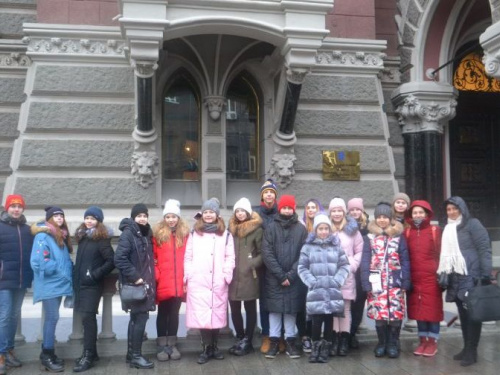Школьники из Авдеевки посетили Национальный банк Украины