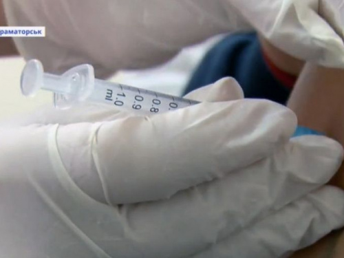 Вакцинація від COVID-19: понад 11 тисяч жителів Донеччини отримали бустерну дозу