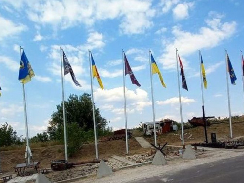 На мемориале "Промка" пропал флаг одной из бригад, защищавших Авдеевку