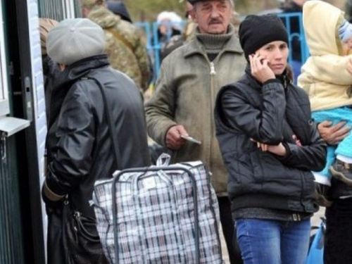 Как облегчить жизнь переселенцам и не только: рекомендации Донбасс SOS