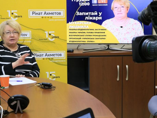 «Спроси у доктора» Фонда Рината Ахметова: эпидемиолог рассказала о штамме «Омикрон»