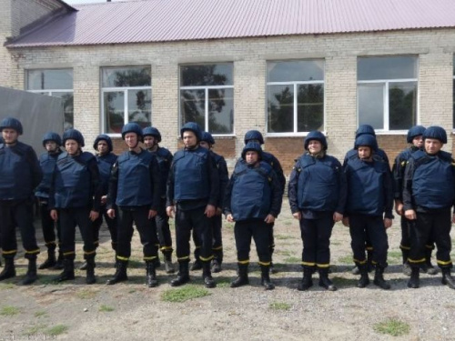 В Донецкую область прибыли спасатели ГСЧС для восстановительных работ в прифронтовых населенных пунктах
