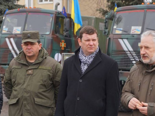 Латвия передала жителям Донбасса, которые пострадали из-за обстрела боевиков, более 20 тонн гуманитарной помощи