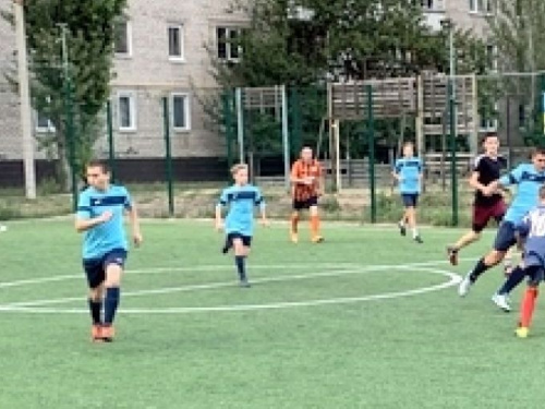 В Авдеевке прошли соревнования по дворовому футболу «Мой двор - моя команда»