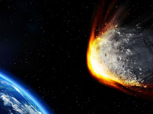 Сегодня мимо Земли пролетит астероид размером с футбольное поле