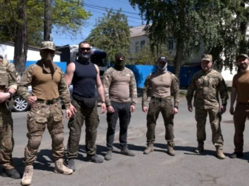 Метінвест передав тисячу комплектів амуніції спецпризначення для ГУР МО України