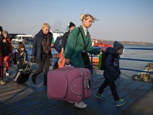 Українським біженцям у Європі з 1 червня скасують безкоштовний проїзд: яких країн це стосується