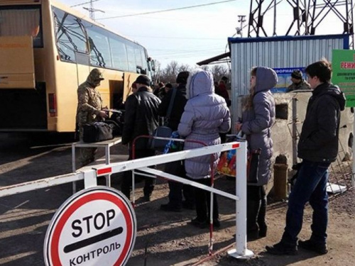 КПВВ на Донбассе: 29 человек вчера не смогли пересечь линию соприкосновения