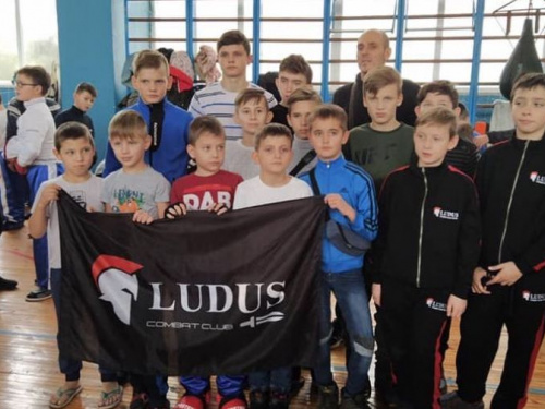 На чемпионате Донецкой области по кикбоксингу авдеевские спортсмены показали высокий результат 