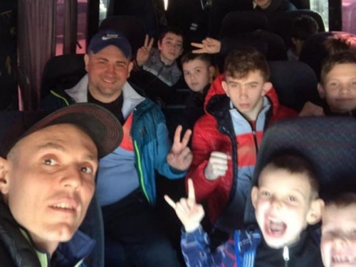 Авдеевские спортсмены по итогам чемпионата попали в состав сборной Донецкой области по кикбоксингу