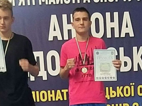На Чемпионате Донецкой области по боксу авдеевские спортсмены заняли призовые места