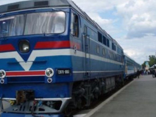 Военные устроили стрельбу в поезде Киев-Константиновка: поезд задерживается на 6 часов