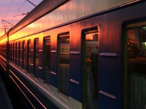 "Укрзализныця" назначила к 8 марта дополнительный поезд из Донецкой области в Харьков