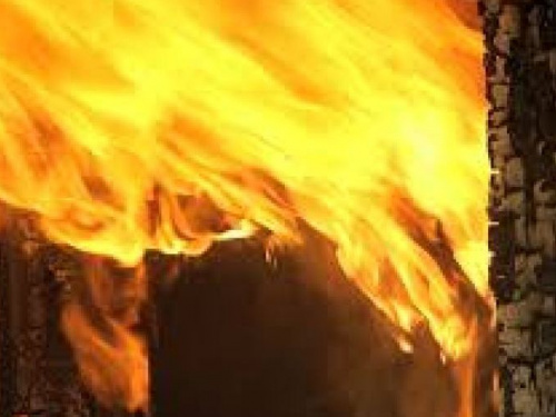 В Донецкой области девятнадцатилетний парень спас из горящего дома 13-летнего подростка