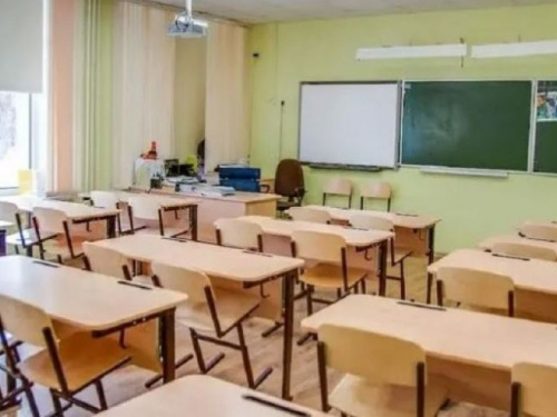 В Раде предлагают ликвидировать старшие классы в школах, где меньше 50 выпускников