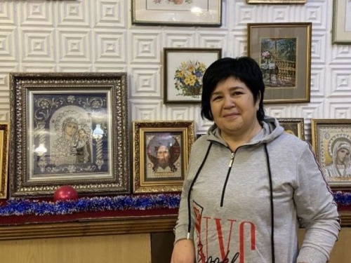 Авдеевцев приглашают на выставку картин Елены Кучерявенко