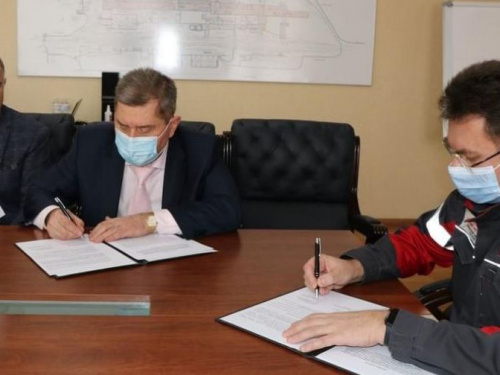 АКХЗ підписав меморандум про підвищення безпеки на заводі зі Східним міжрегіональним управлінням Державної служби України з питань праці